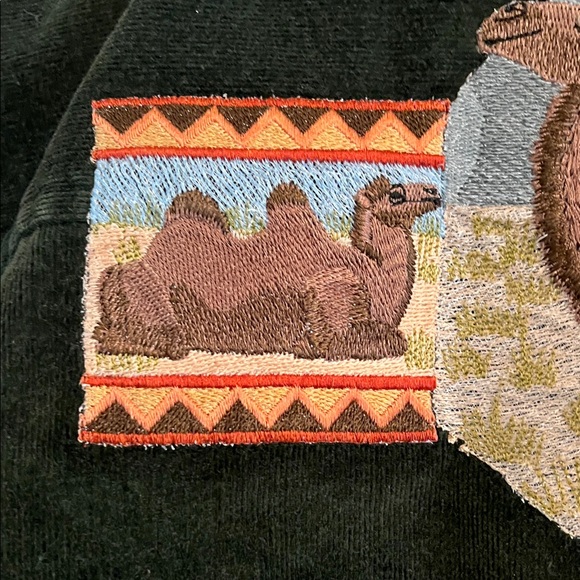 Women's Green Button Down Shirt with Camel Patch - Picture 10 of 12